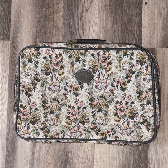 Floral Tapestry Suitcase - Picture 2 of 13